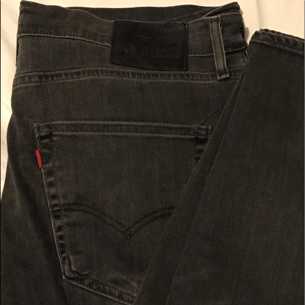 Levi’s Black Jeans